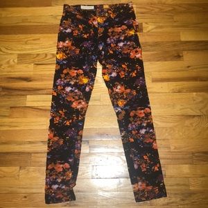 Corduroy floral skinny jeans!